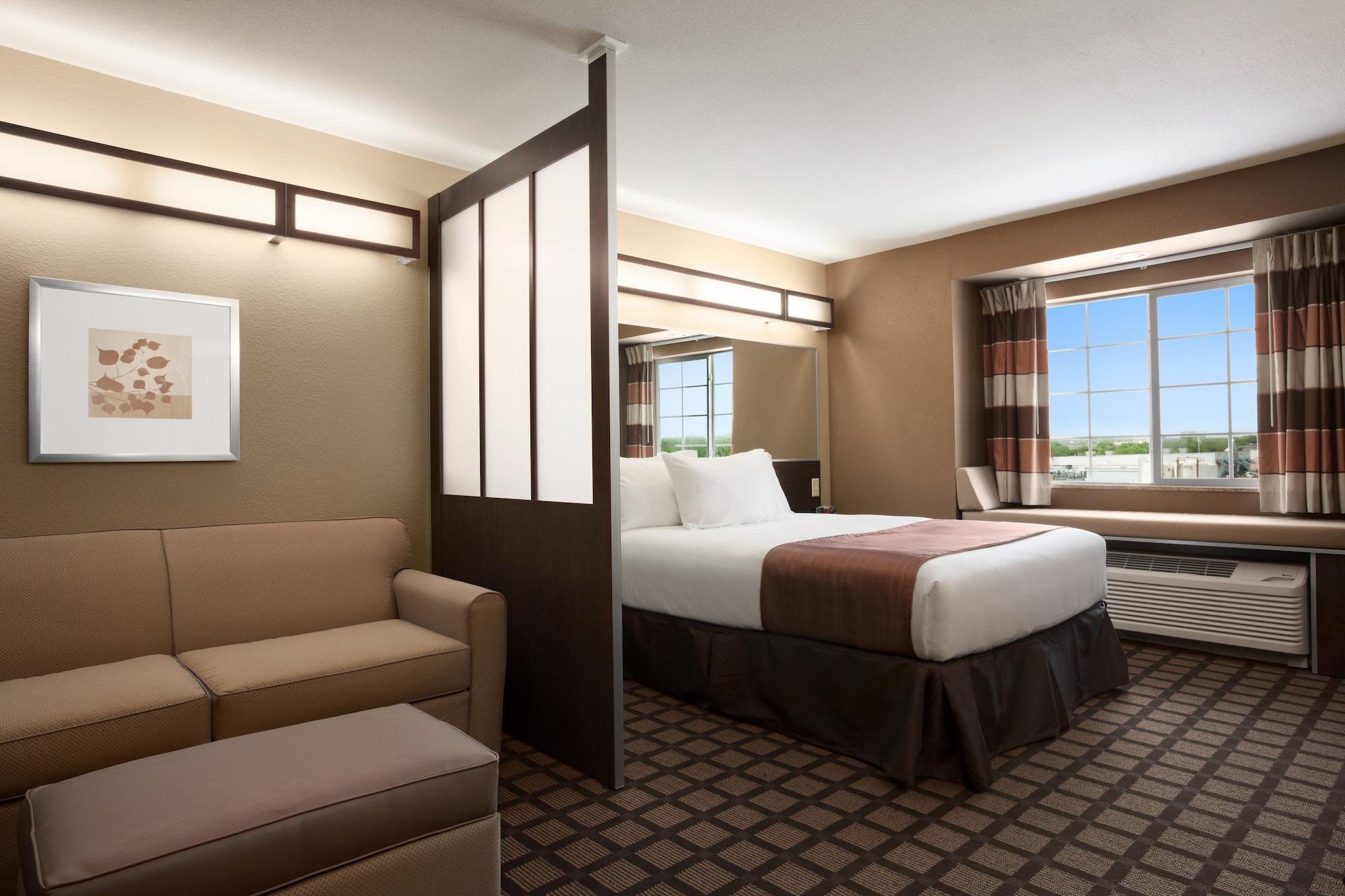 Microtel Inn & Suites By Wyndham Midland Exteriér fotografie