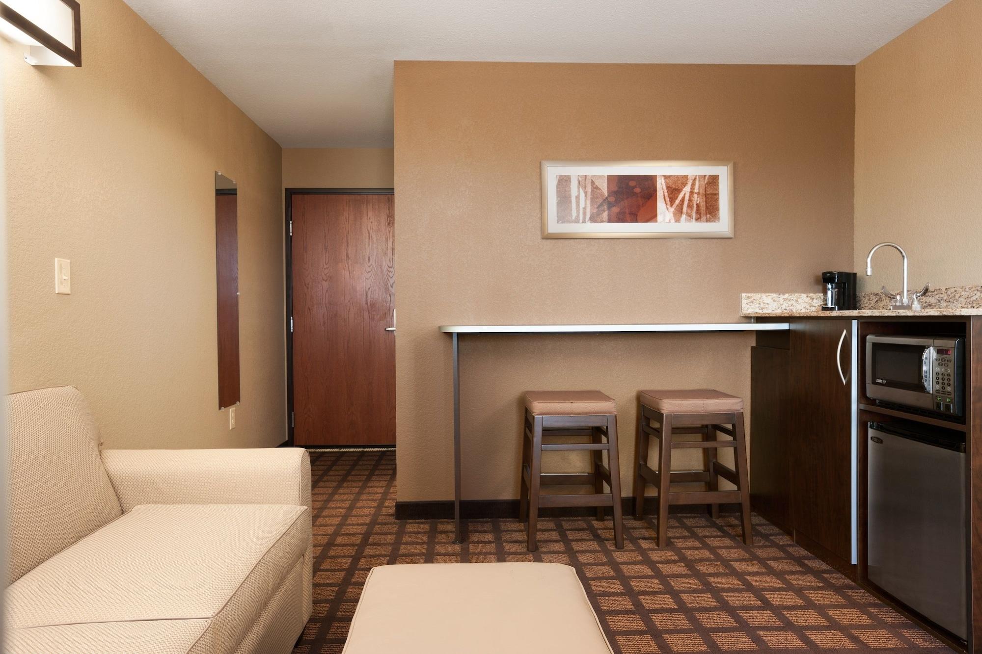 Microtel Inn & Suites By Wyndham Midland Exteriér fotografie