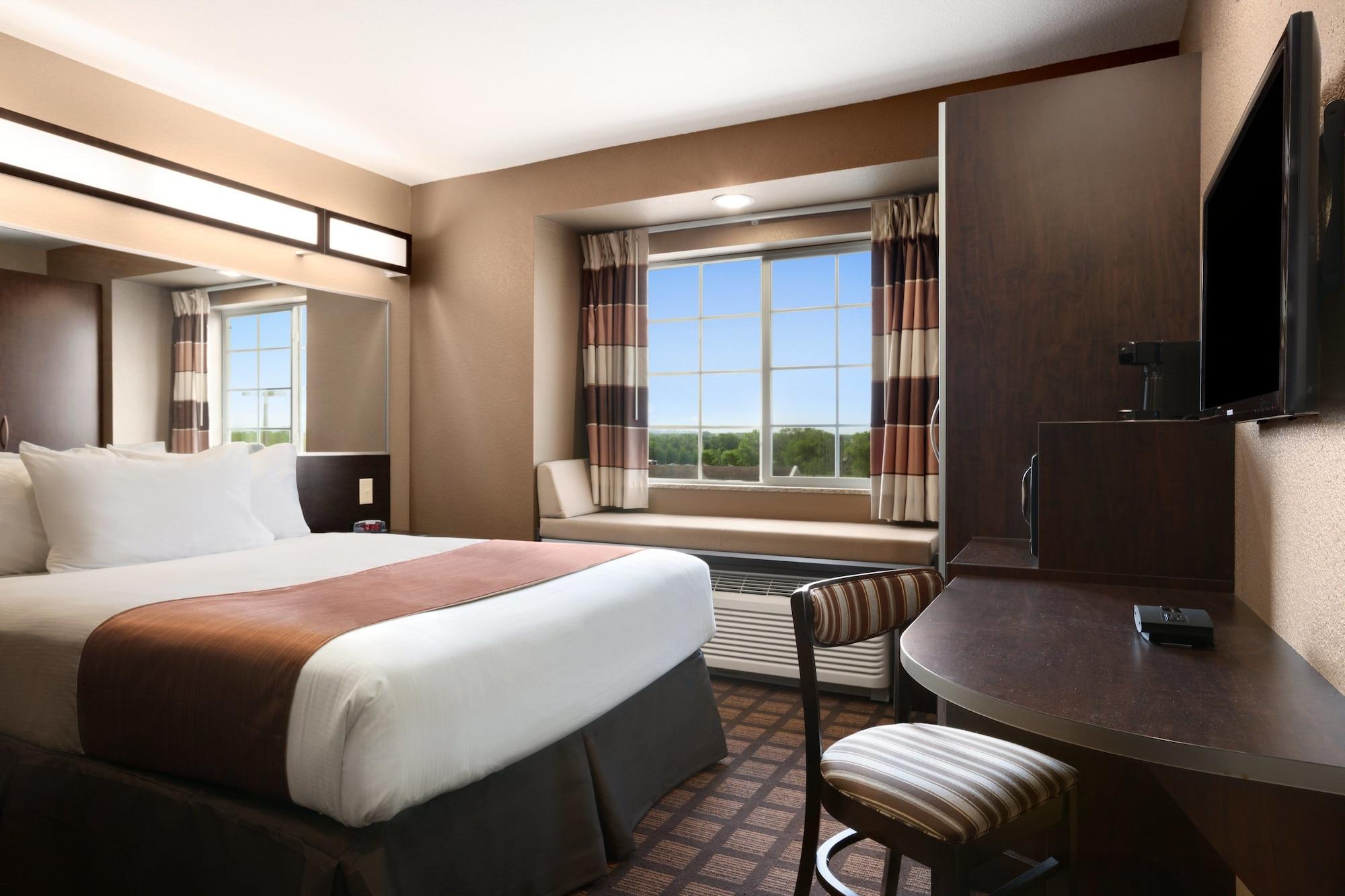 Microtel Inn & Suites By Wyndham Midland Exteriér fotografie