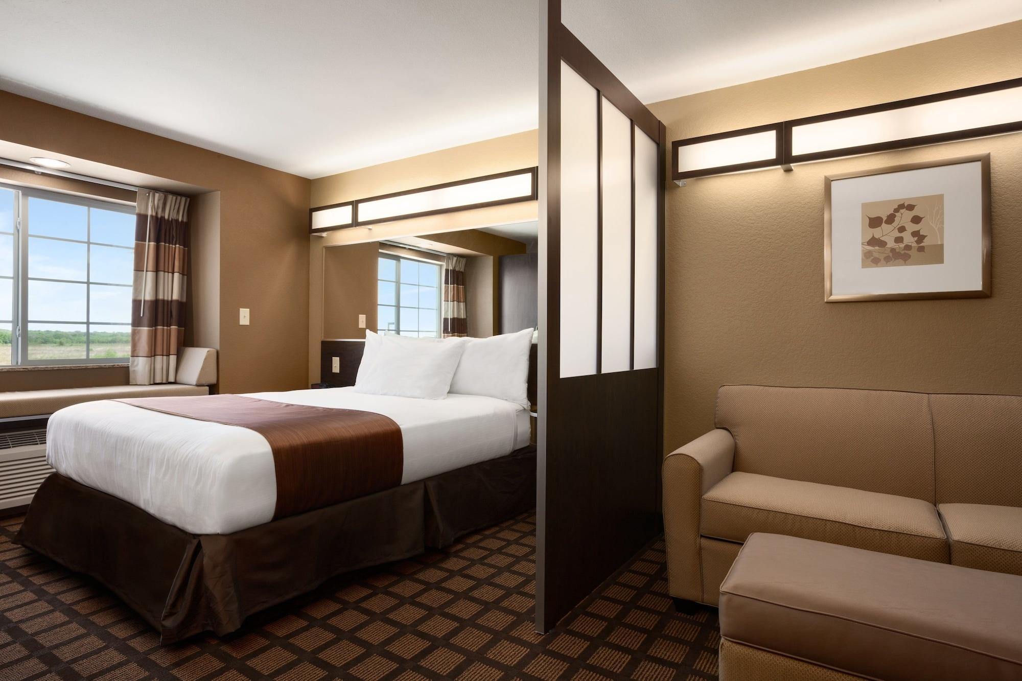 Microtel Inn & Suites By Wyndham Midland Exteriér fotografie