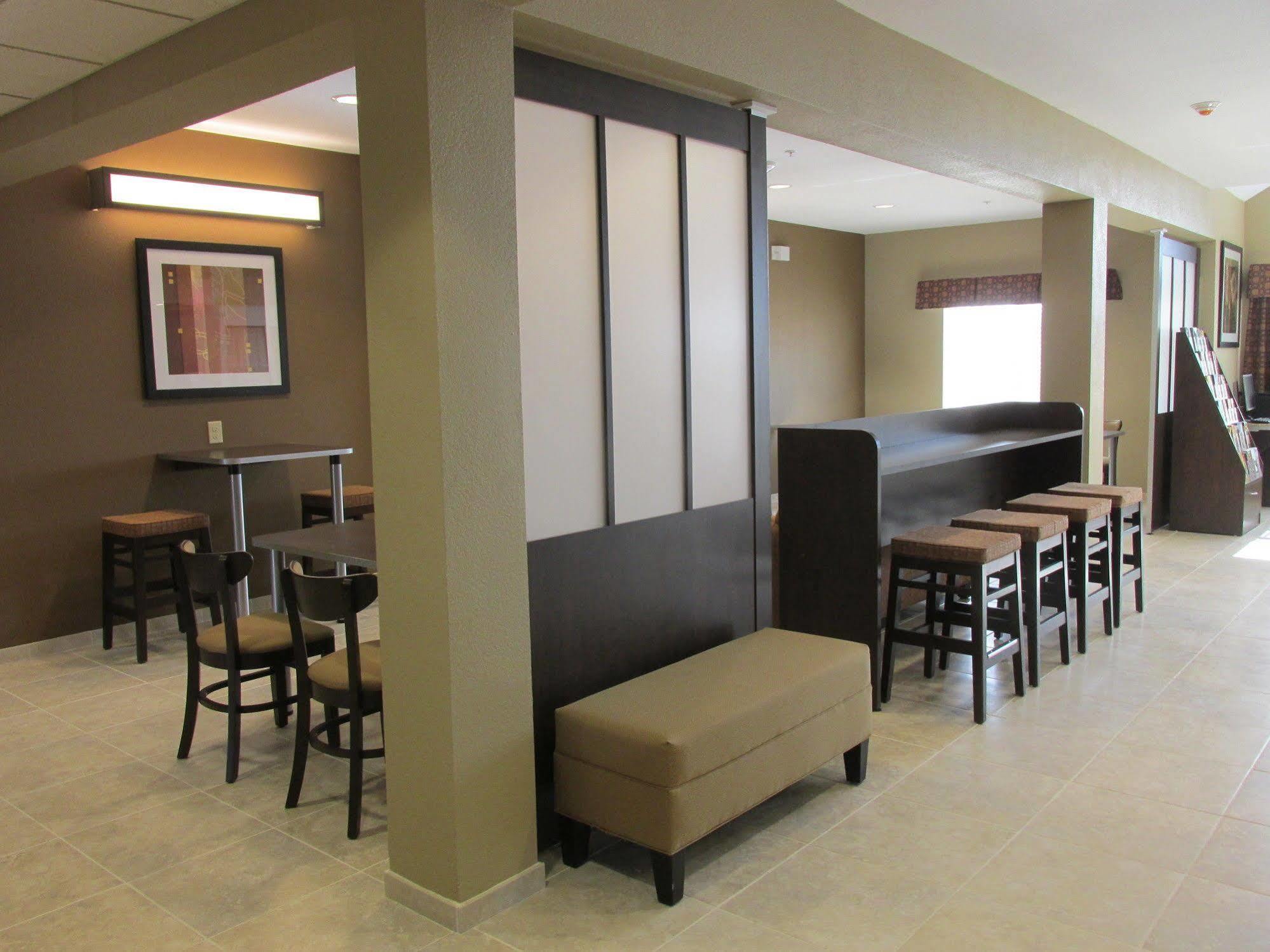 Microtel Inn & Suites By Wyndham Midland Exteriér fotografie