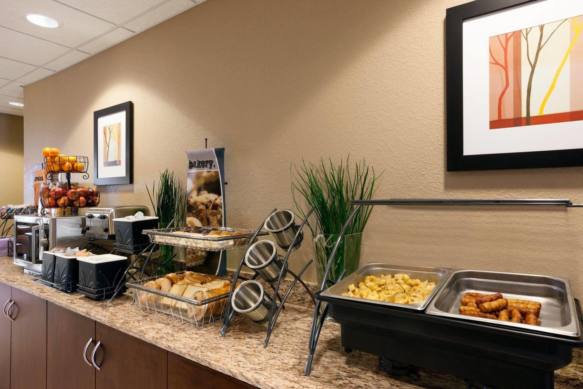 Microtel Inn & Suites By Wyndham Midland Exteriér fotografie